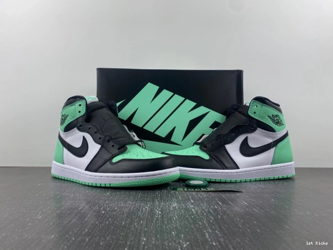 1st Kicks 1 High Air DZ5485-130 Jordan Green OG Glow 0630